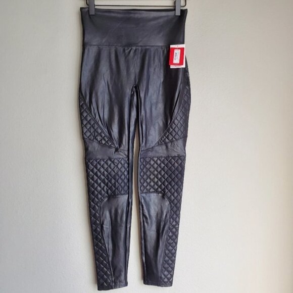 SPANX Quilted Faux Leather Leggings size XS NWT - Picture 4 of 10